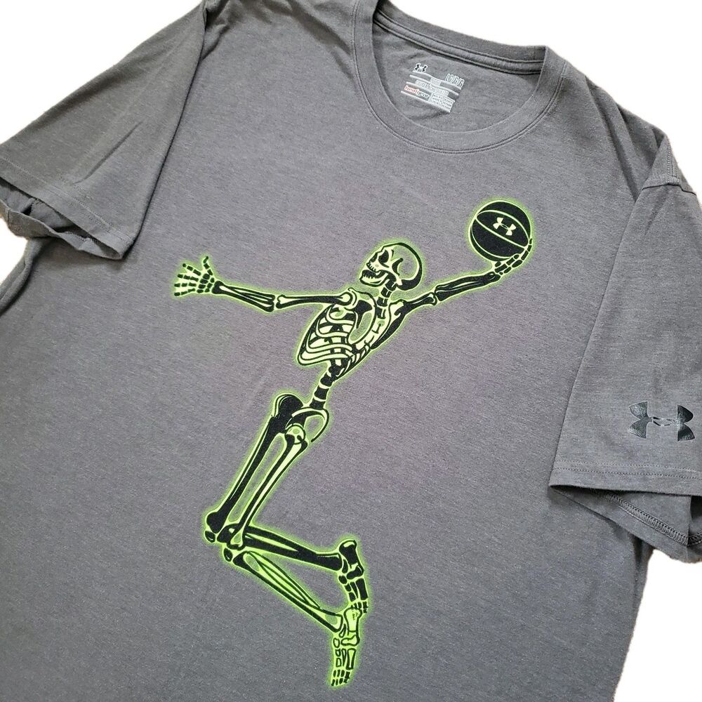 Under Armour Dunking Skeleton Size Large Loose Mens Gray T-Shirt Neon Green